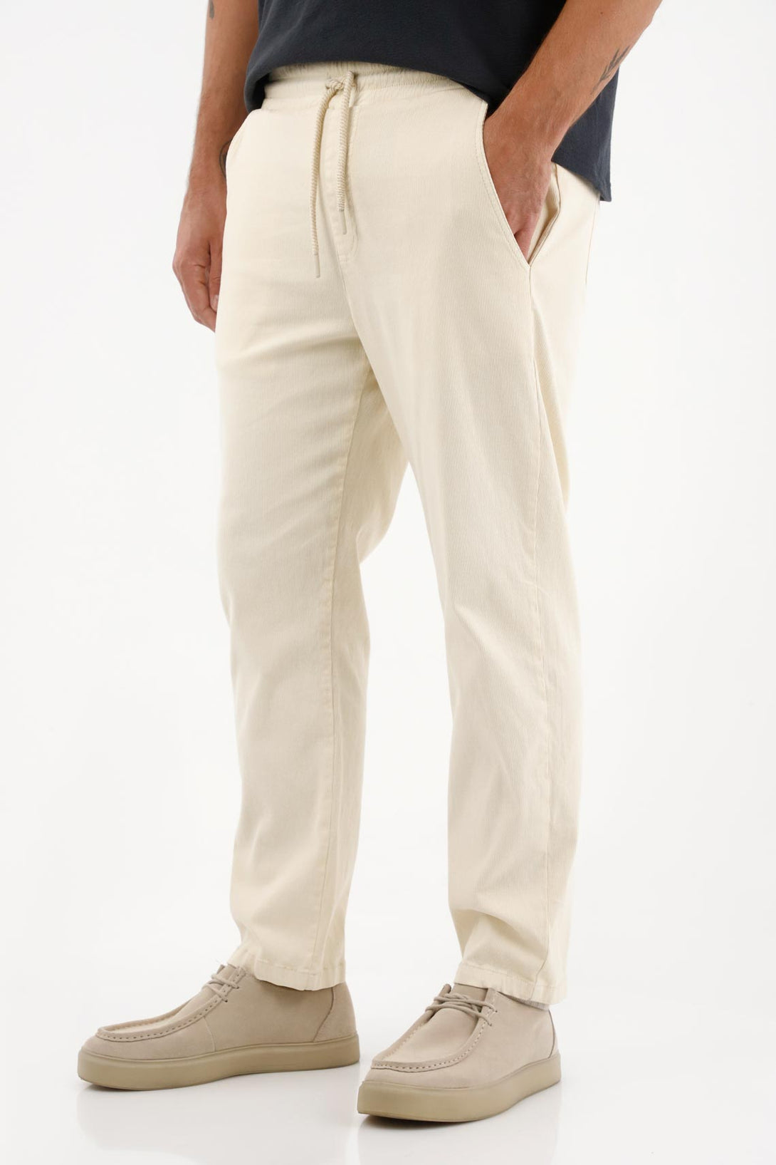 Pantalón Recto en corduroy crudo para hombre