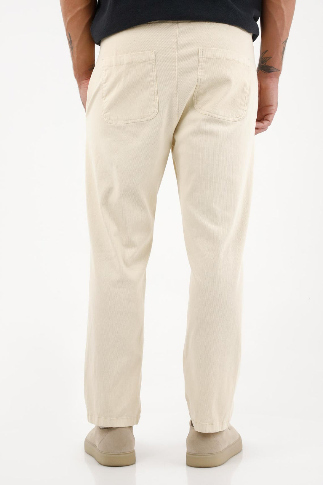 Pantalón Recto en corduroy crudo para hombre