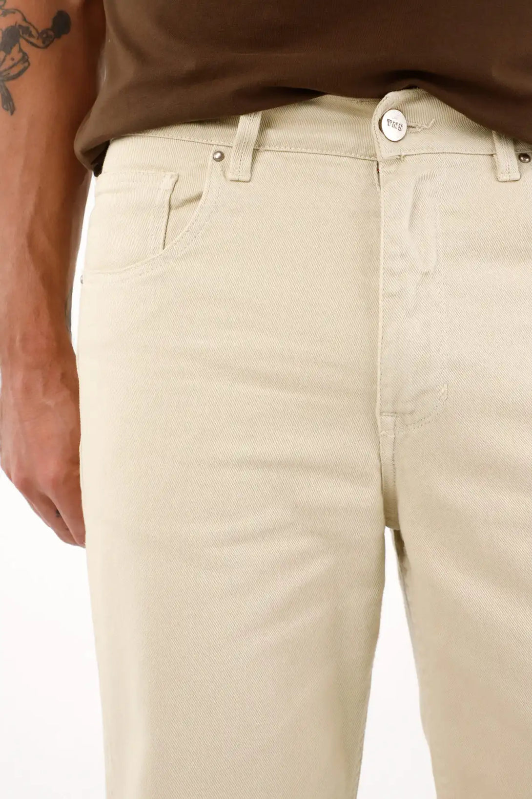 Pantalón Loose en bull denim crudo para hombre