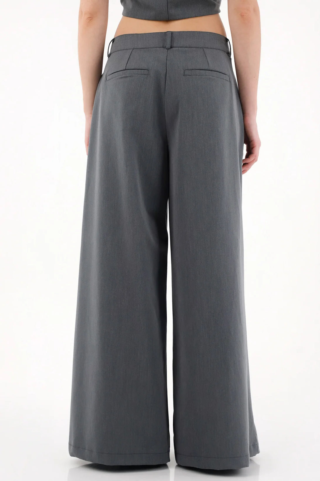 Pantalón con prenses para mujer