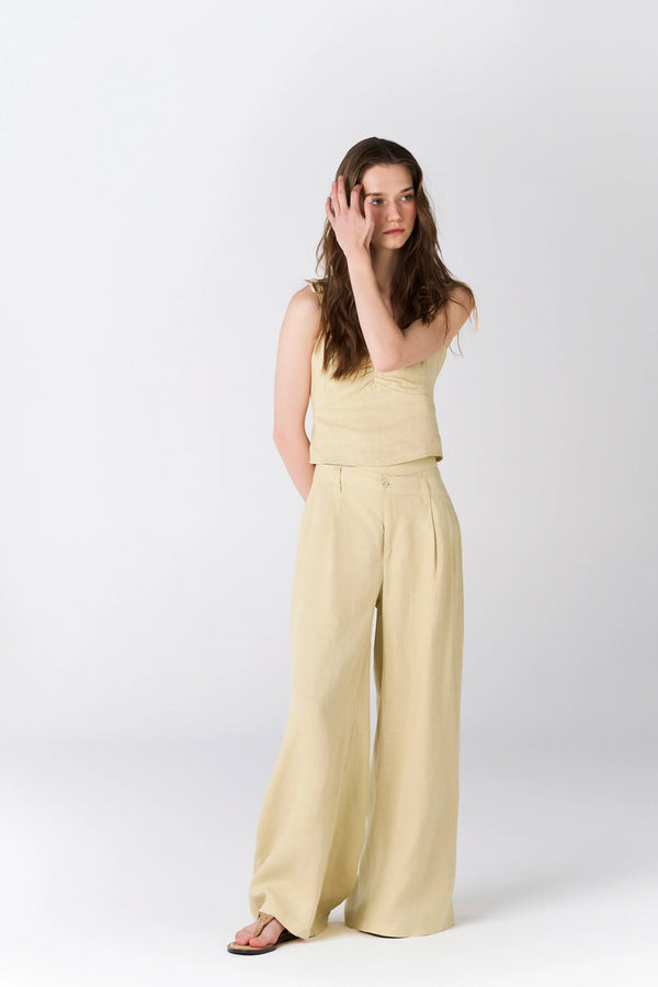 Women's Pants | Styles built for everyday wear with flexible fits