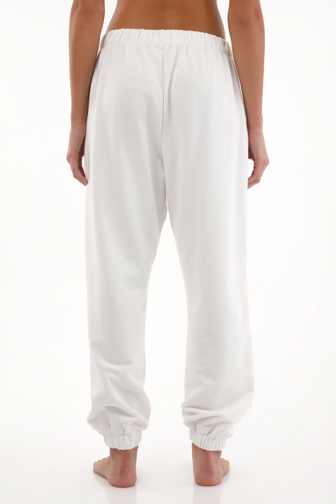 Pantalón de pijama tipo jogger crudo para mujer