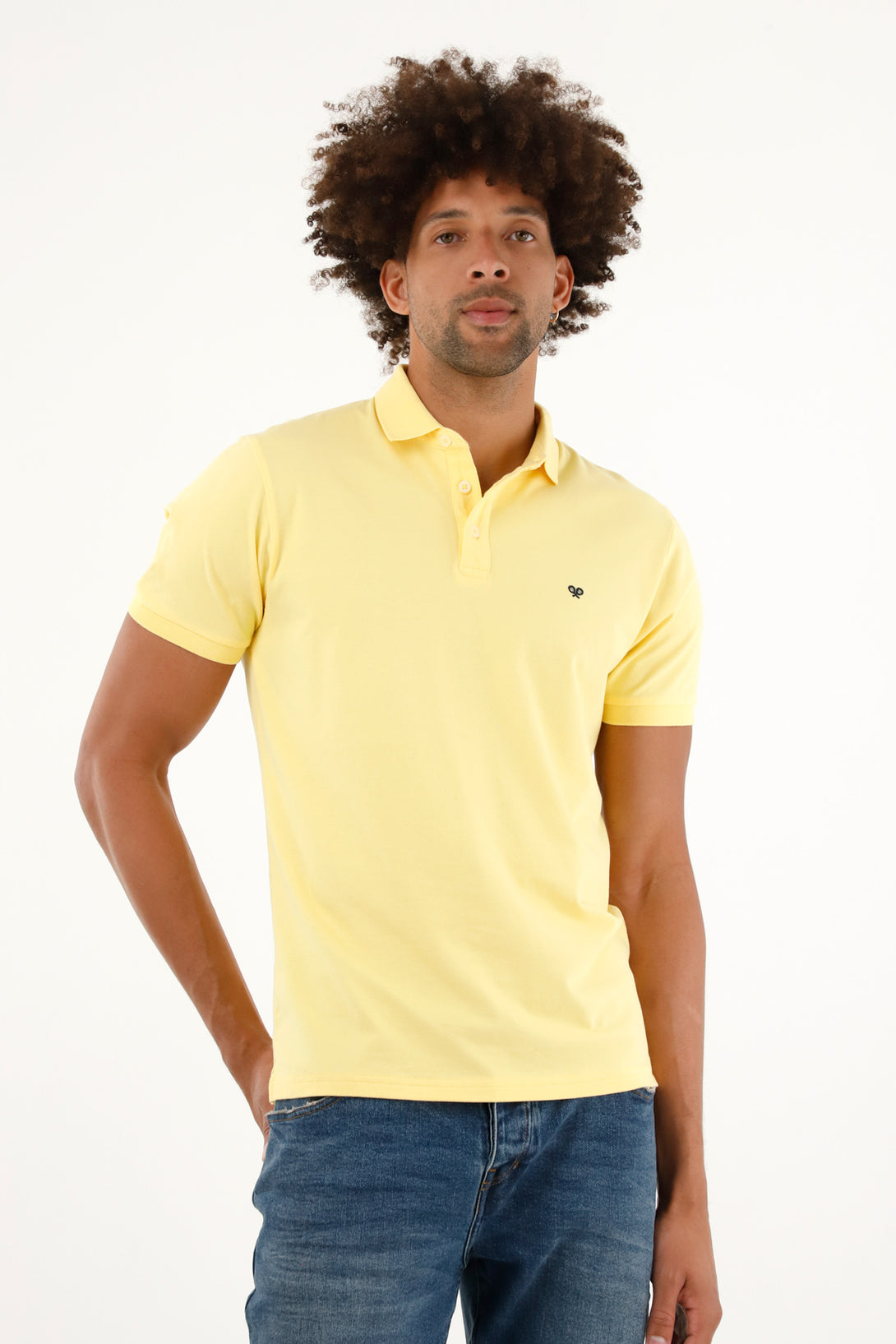 Polo amarilla con raqueta bordada para hombre