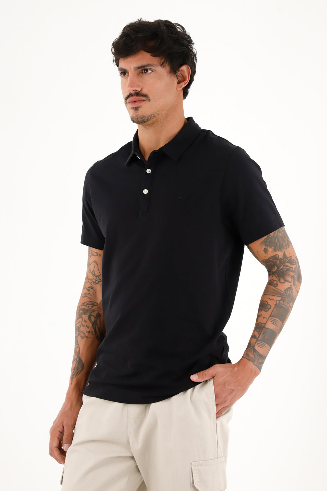 Polo negra con raqueta bordada para hombre