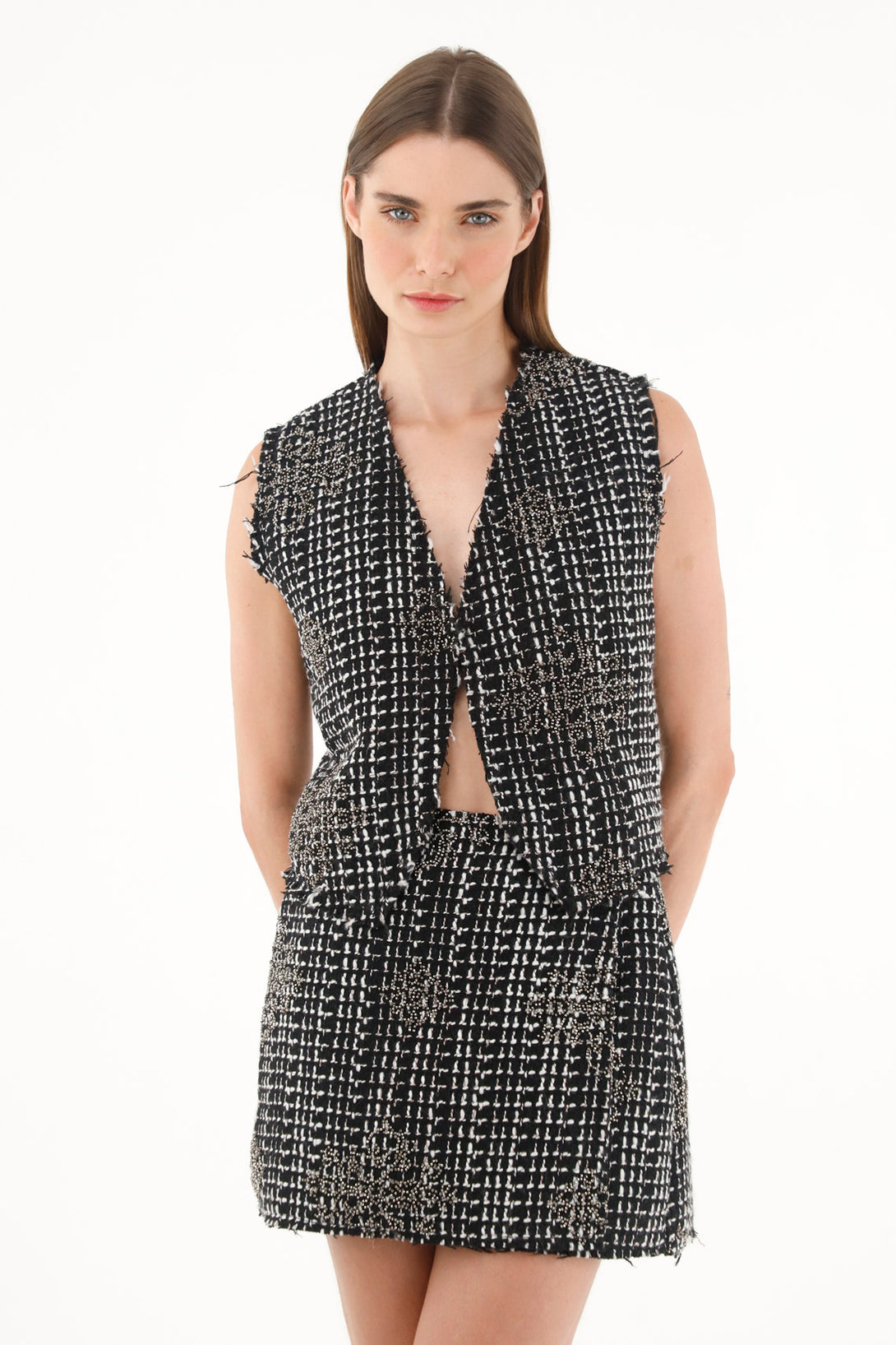Chaleco negro tejido para mujer