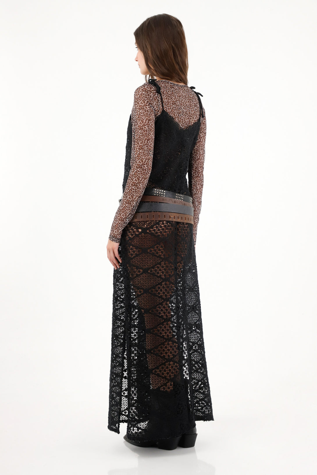 Vestido negro en encaje de tiras para mujer