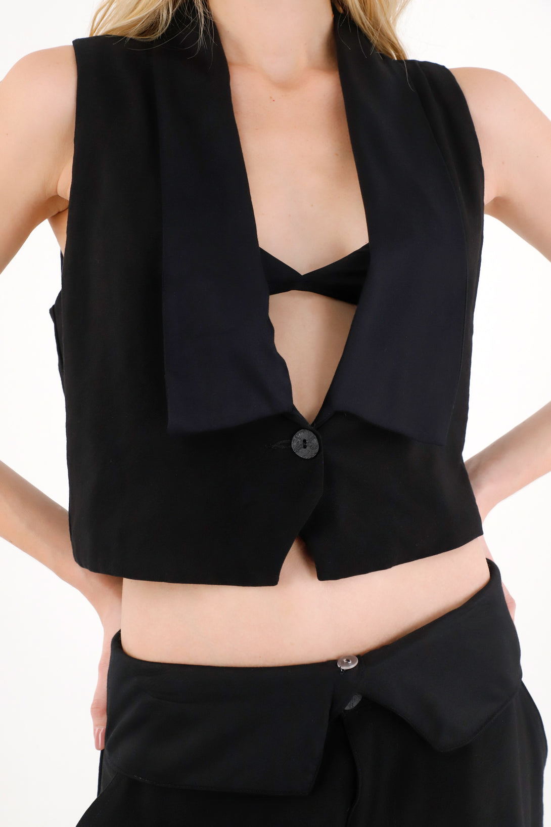 Sleeveless Blazer in Black Satin-Like Fabric for Women