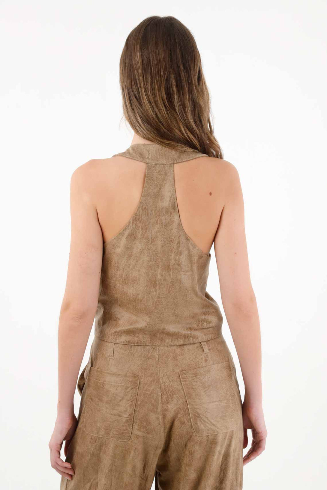 Chaleco sporty con escote en V café para mujer