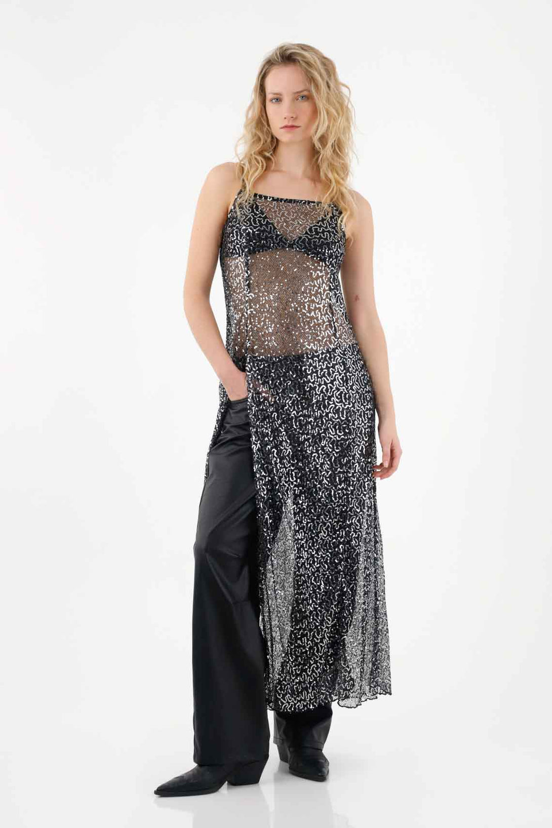 Cover up de lentejuelas negro para mujer