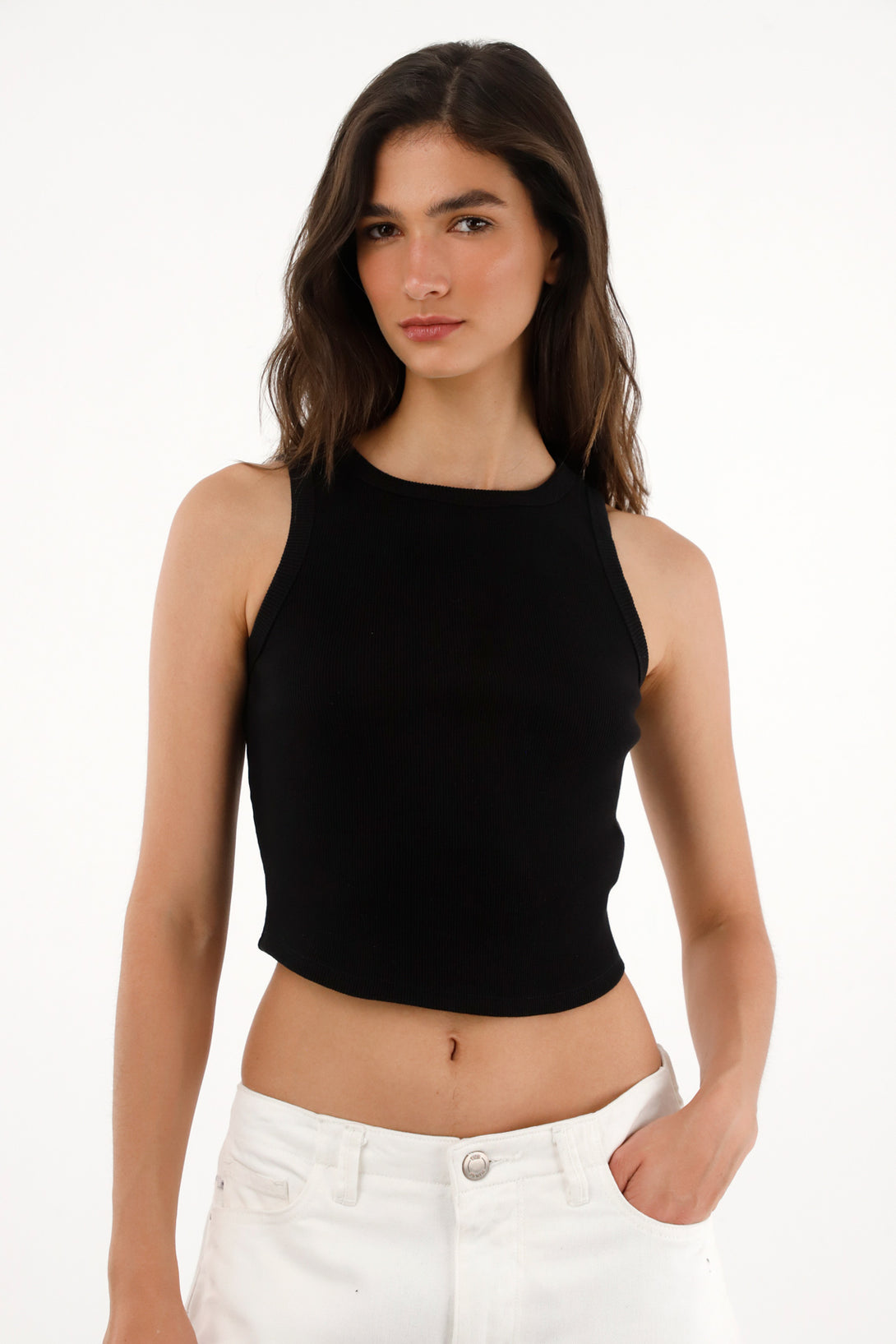 Camiseta en rib con ruedo curvo negra para mujer