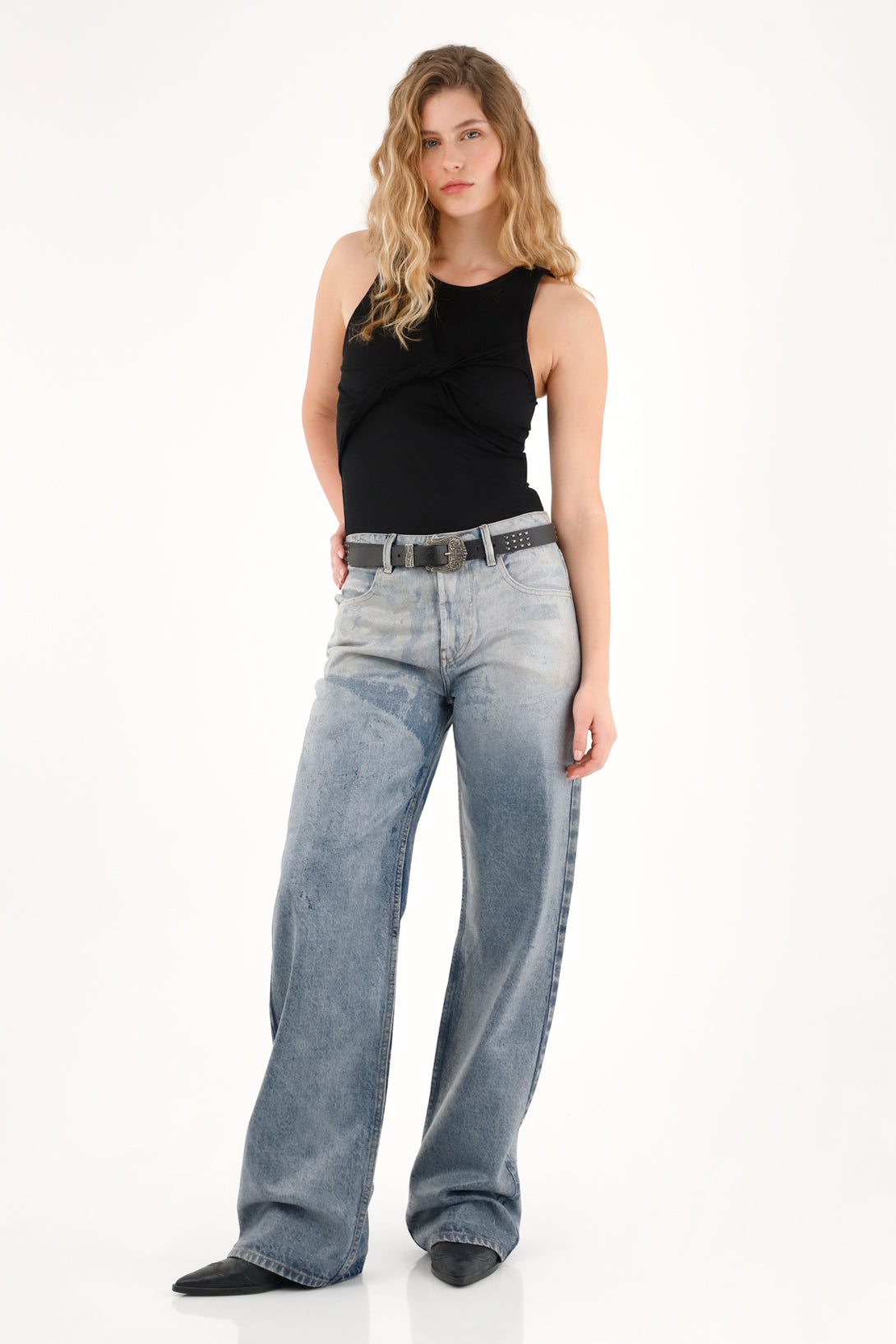 Women's black t-shirt with braided detail