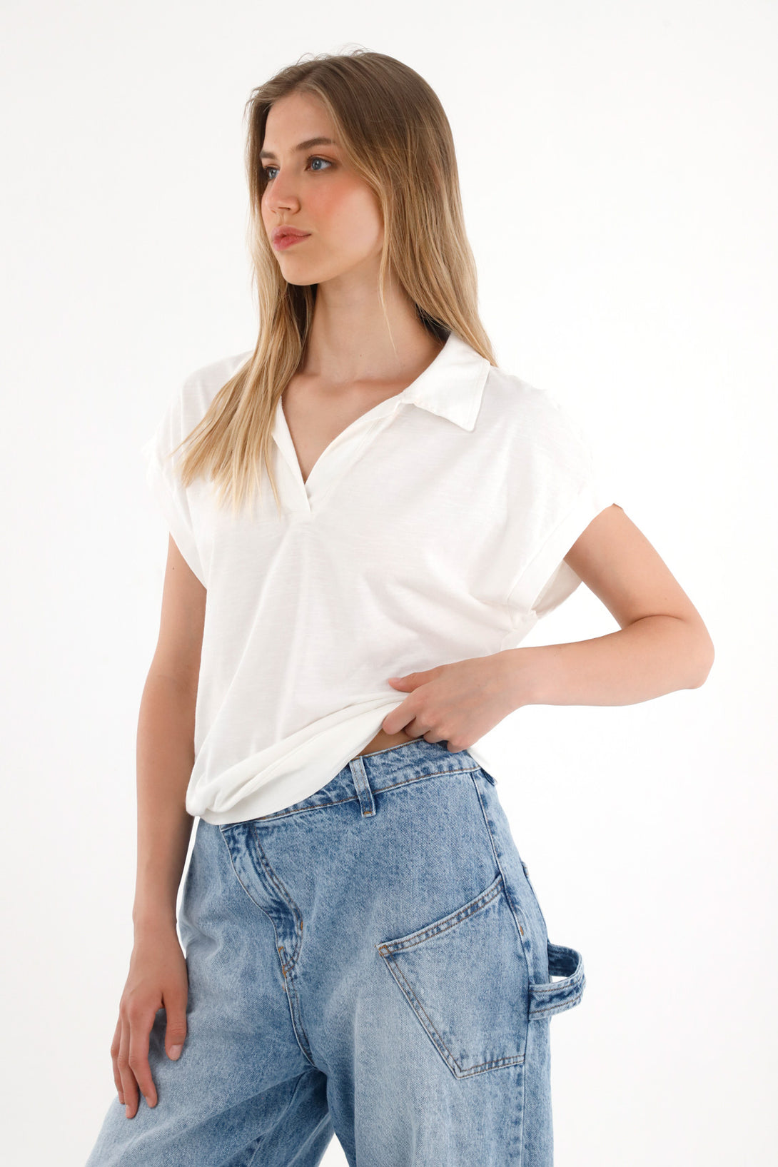 Women's Cream Rolled Sleeve T-Shirt