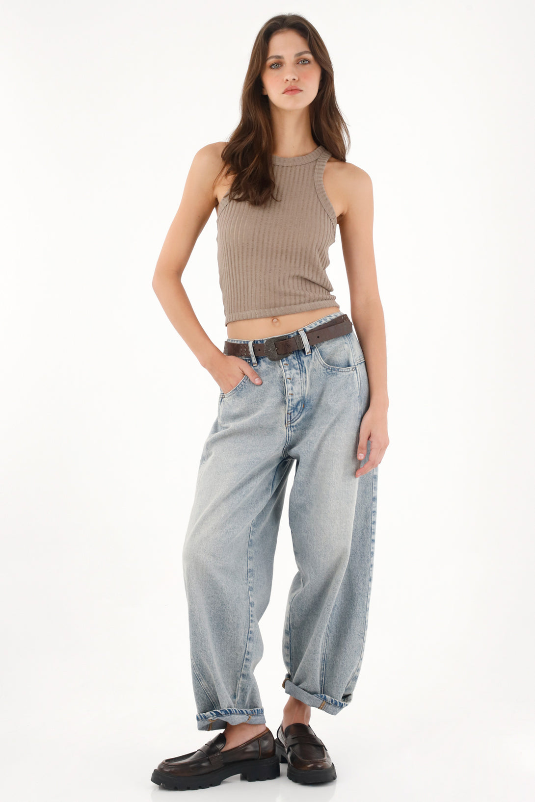 Women's Sleeveless Ribbed Tee in Gray