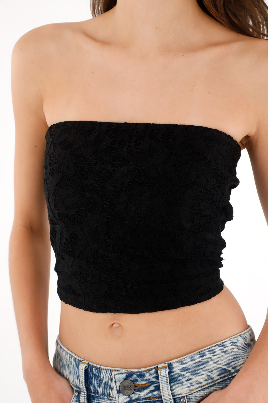 Crop strapless en encaje negro para mujer