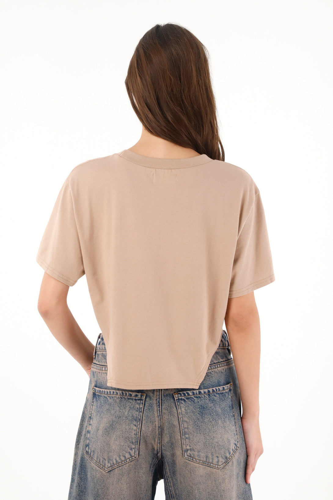 Camiseta amplia con cortes laterales café para mujer