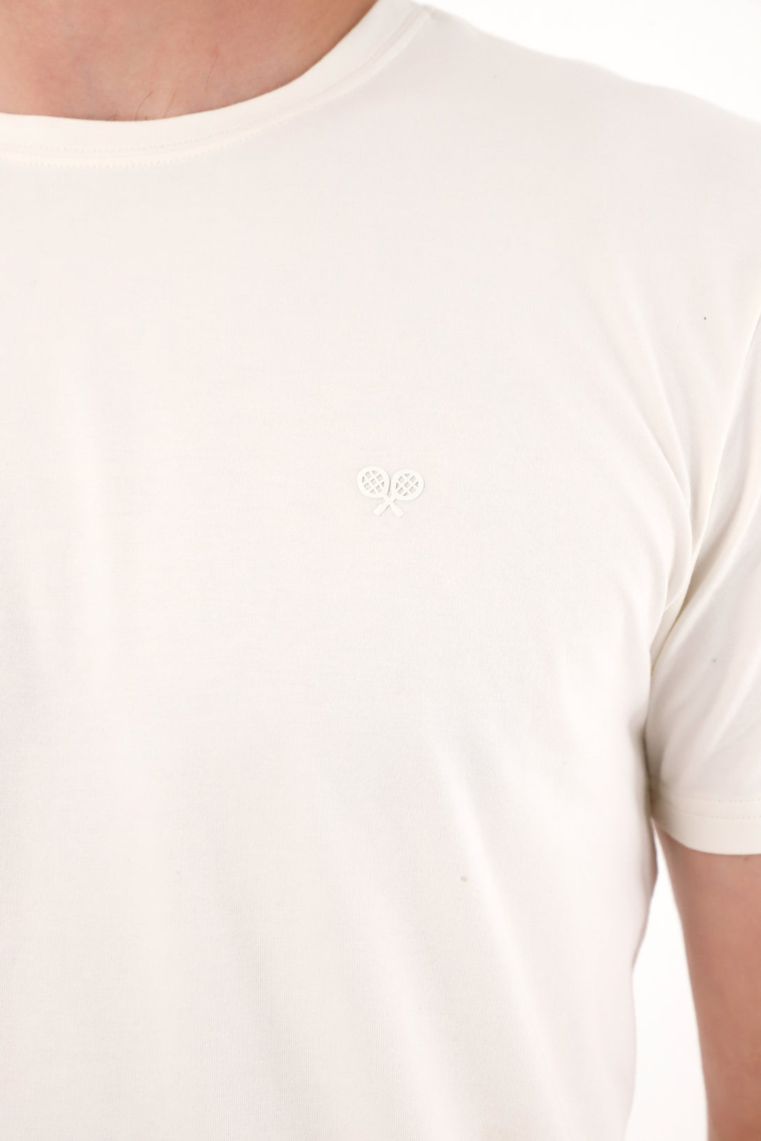Camiseta con raqueta estampada crudo para hombre