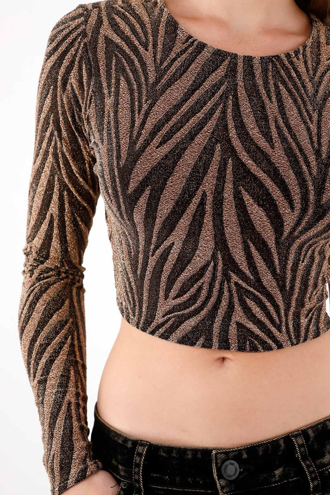 Camiseta crop animal print brillante para mujer