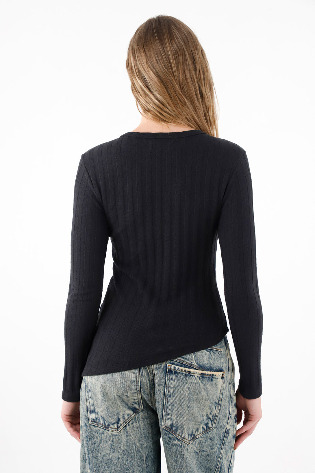 Women's Fitted Black Knitted T-Shirt
