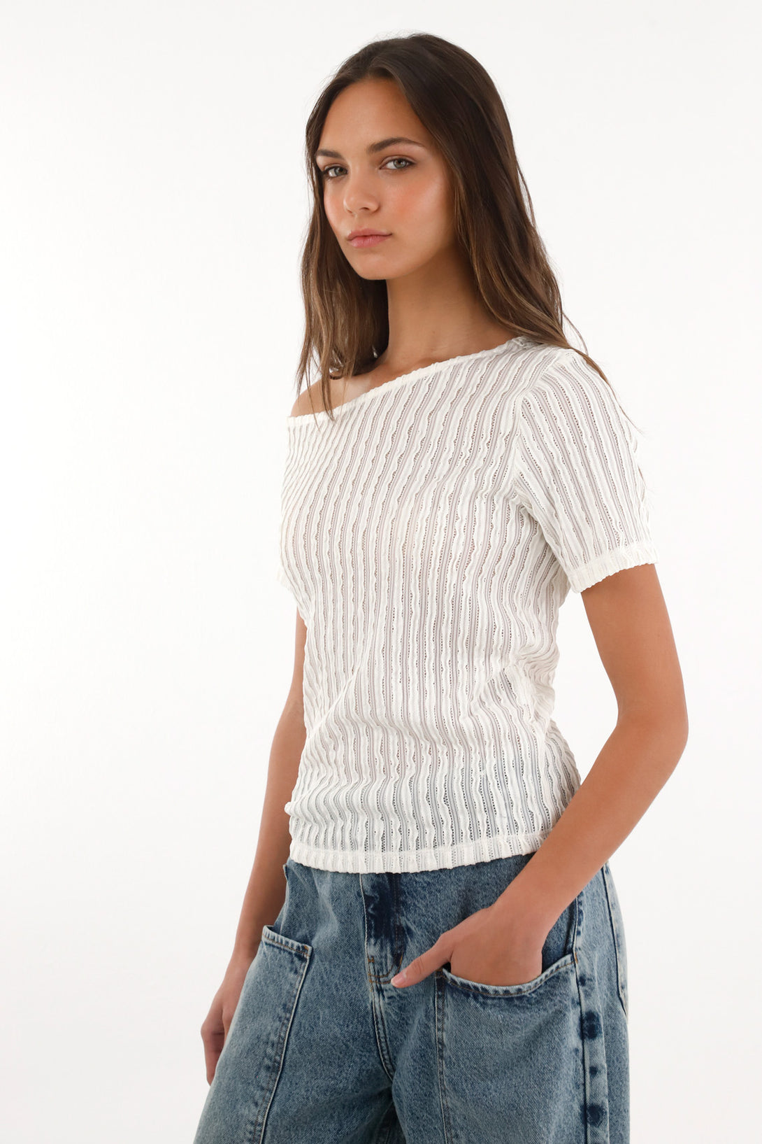 Women's Textured Semi-Fitted T-Shirt in Cream