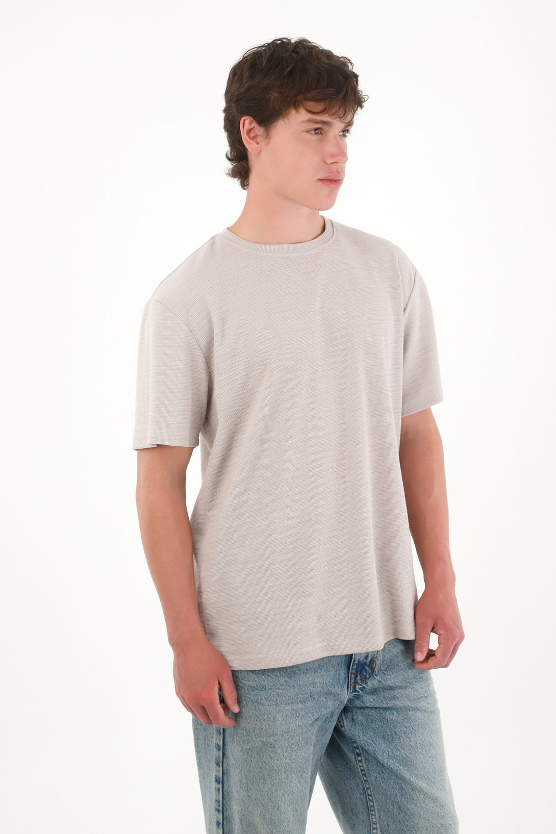 Camiseta básica de tela con textura café para hombre