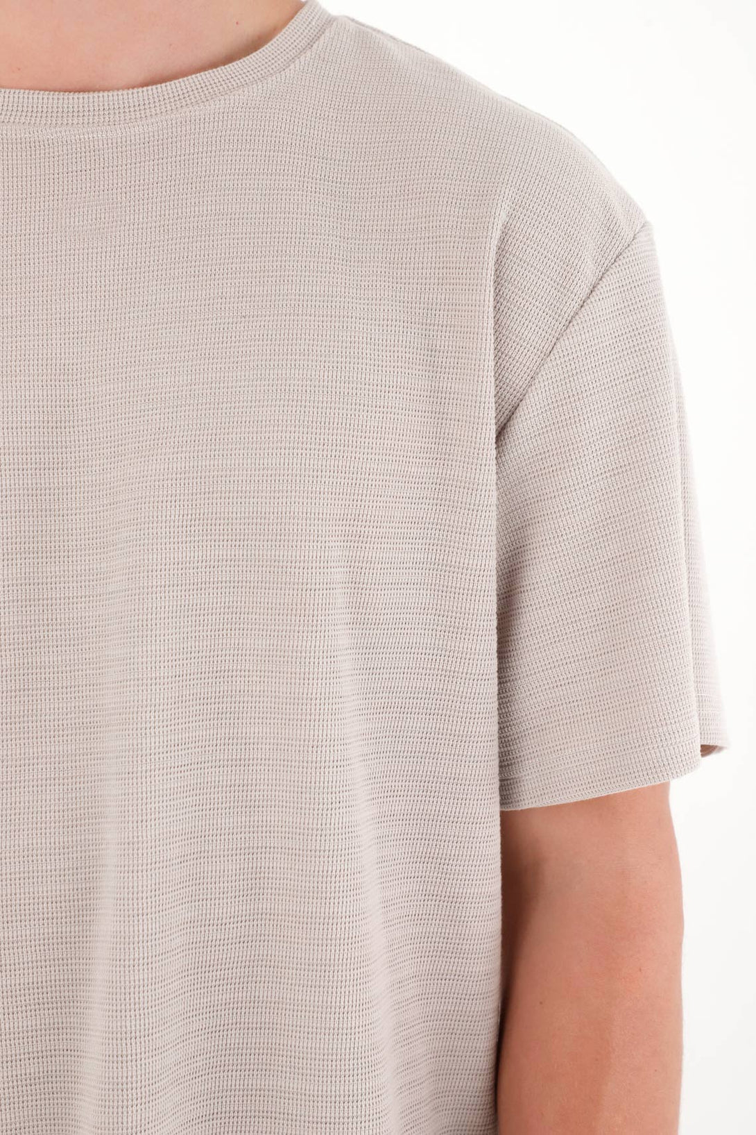 Camiseta básica de tela con textura café para hombre