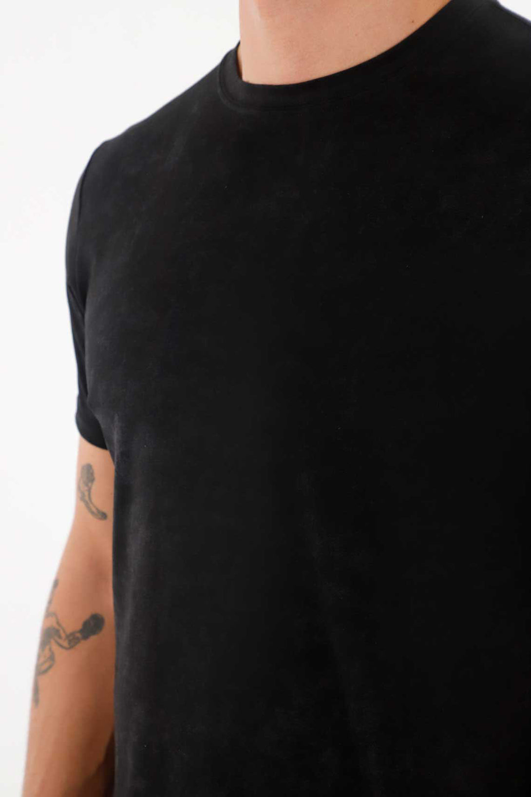Camiseta básica de tacto suave negra para hombre