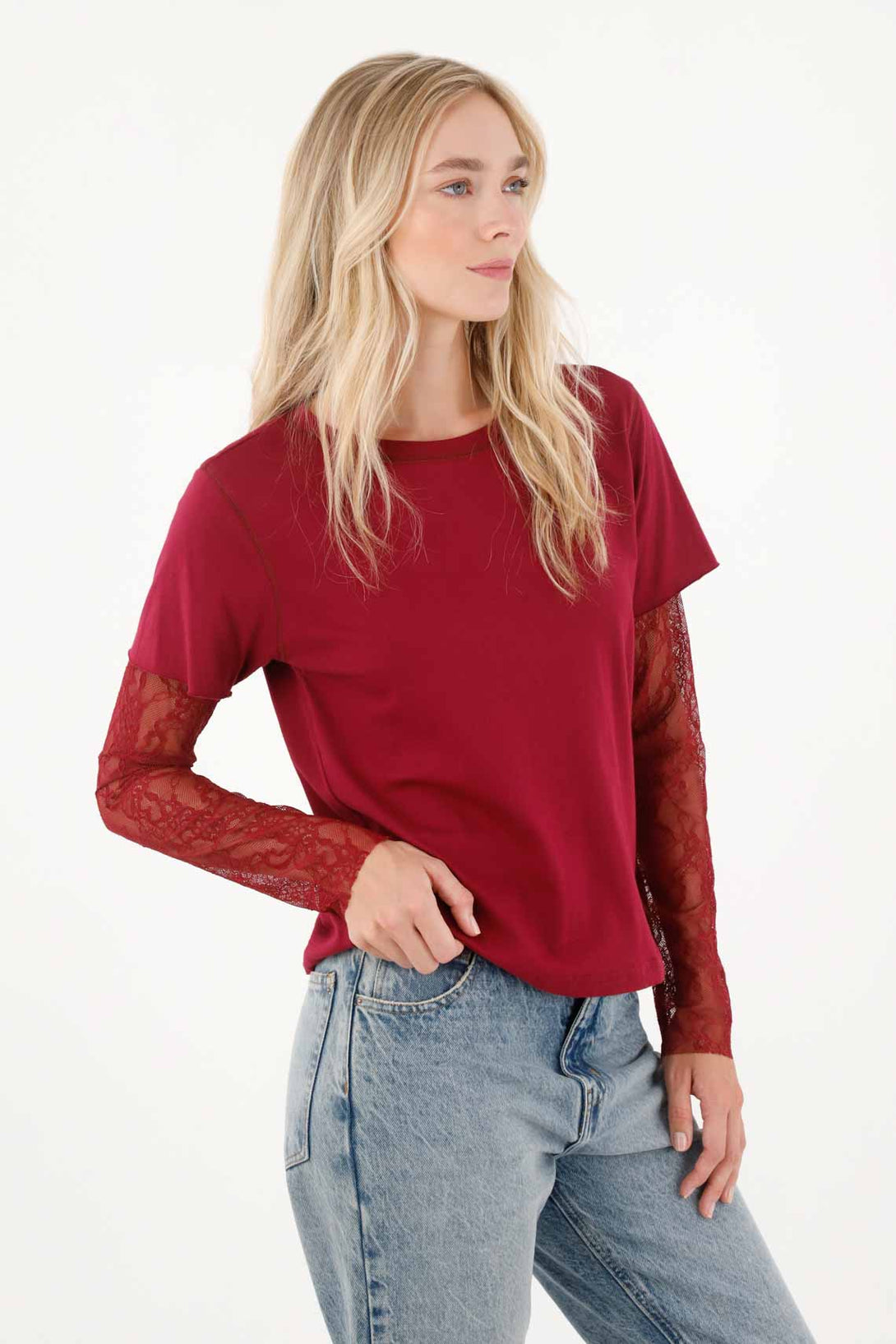 T-Shirt for Women in Wine Cotton Relaxed Fit with Lace