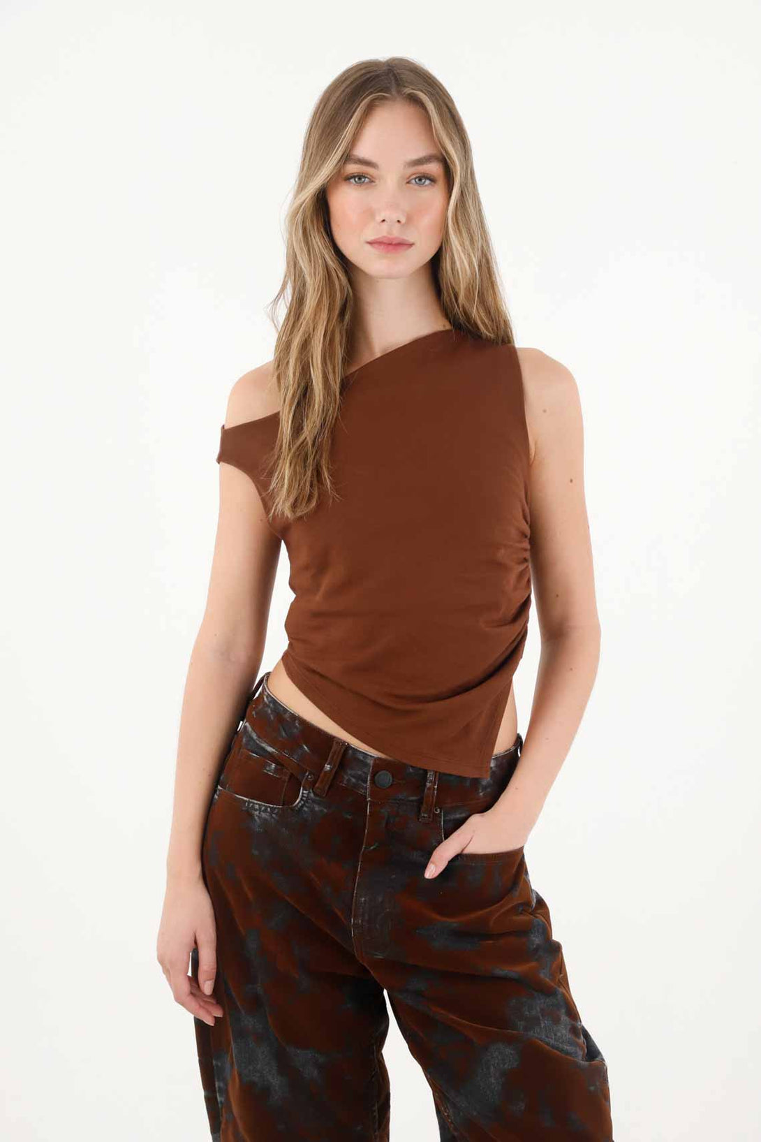 Boat Neck Sleeveless T-Shirt in Brown for Women