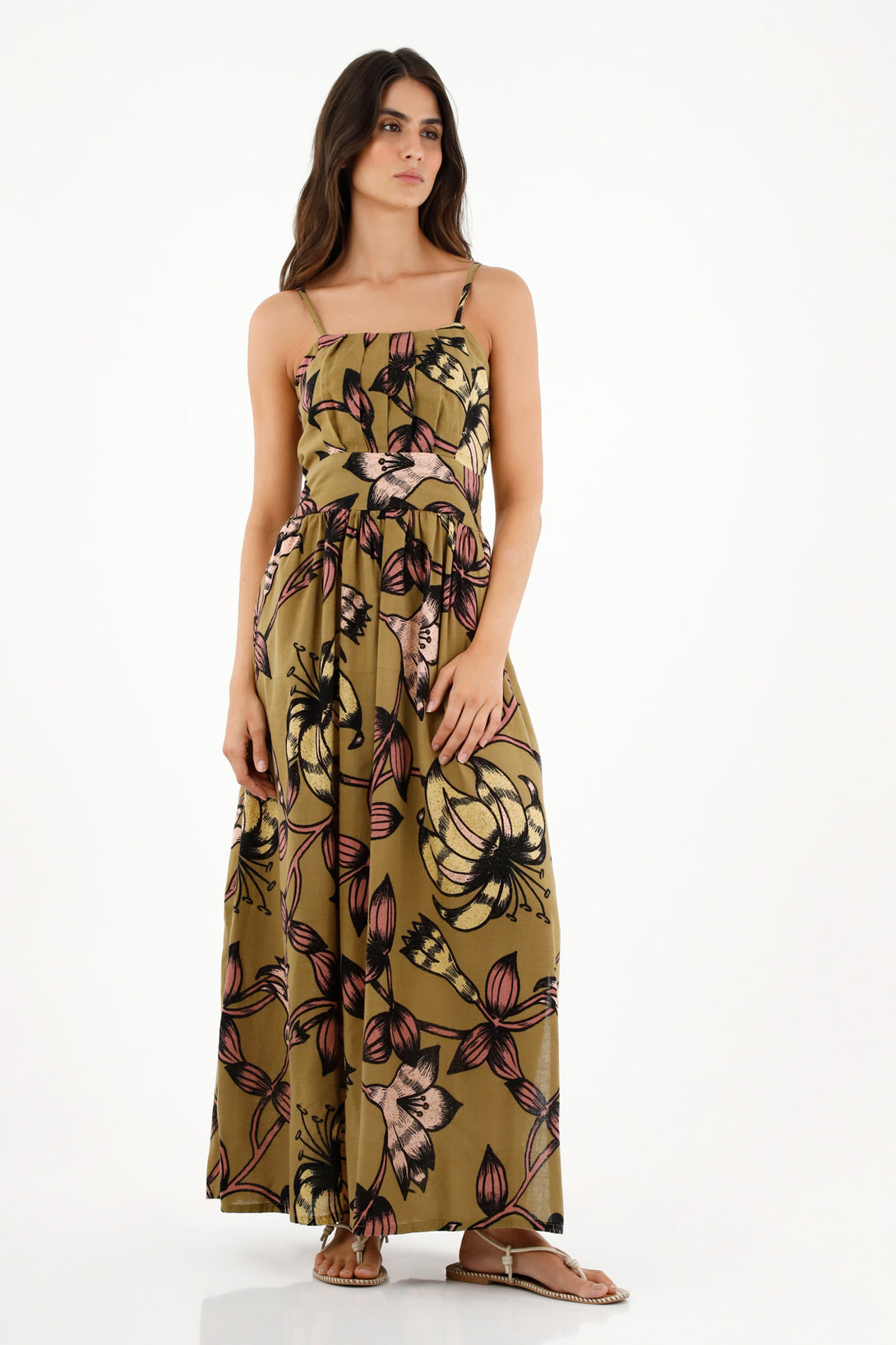 Women's long dress with a waist belt