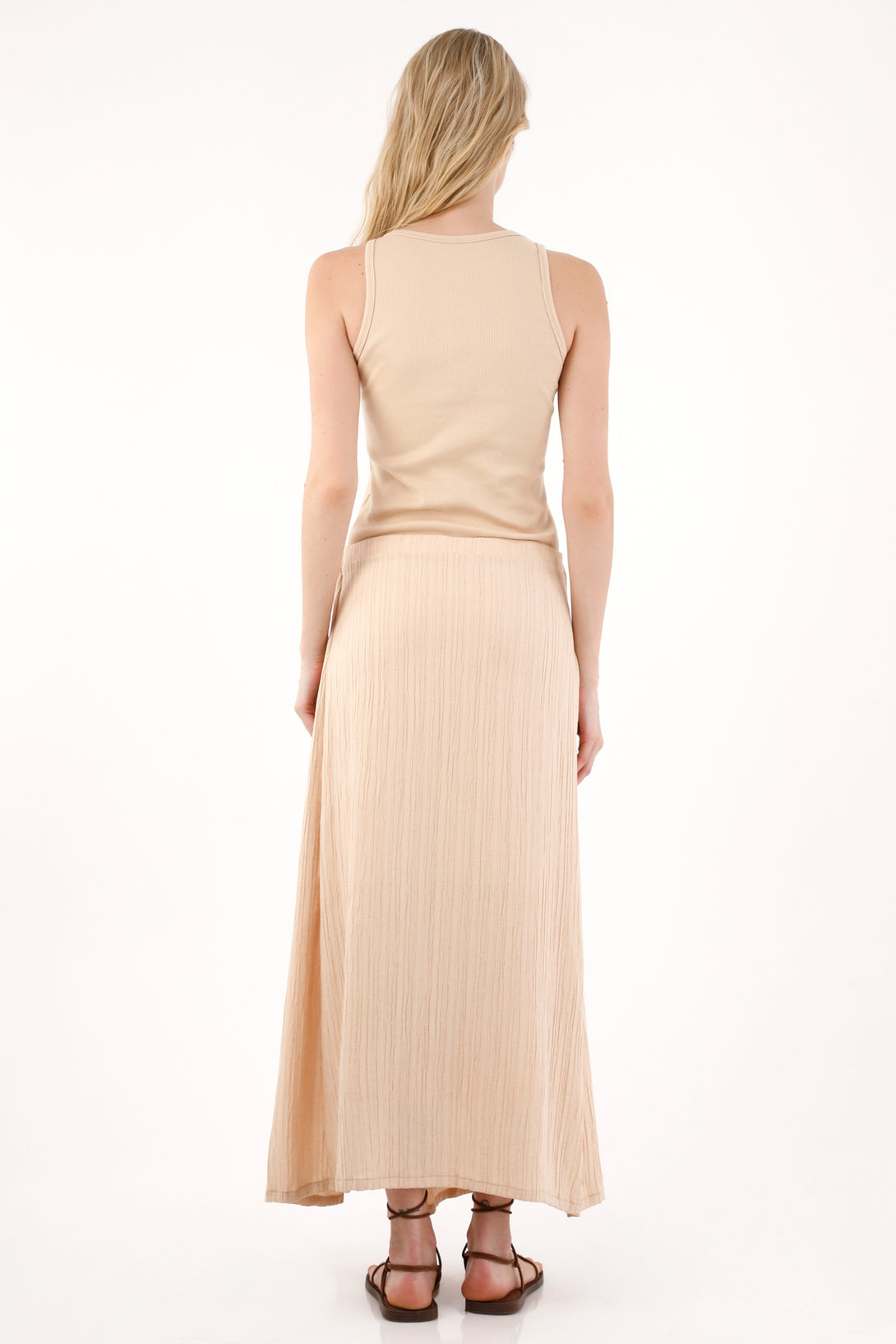 Vestido largo con mezcla de telas crudo para mujer