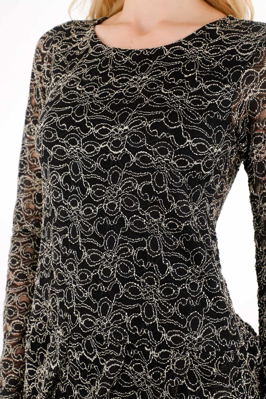 Short dress in embroidered fabric with sparkle details for women 19-4008 / M Short dress in embroidered fabric with sparkle details for women 19-4008 / M